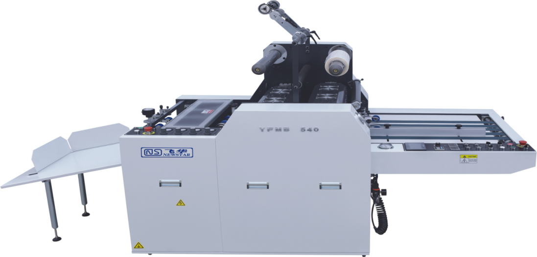 Macchina di laminazione semiautomatica YFMB-540Y con goffratura